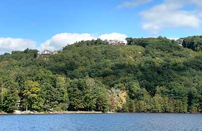Orchard Rest on candlewood lake